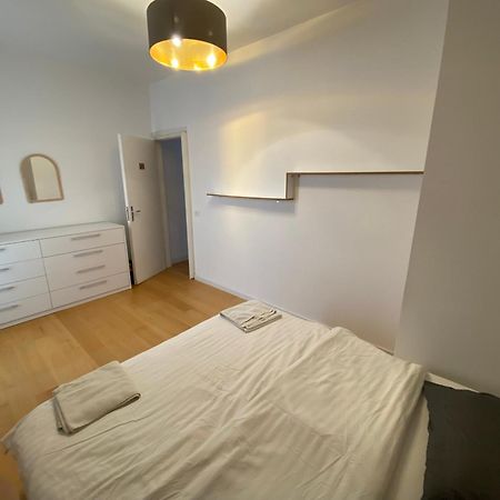 Trip'N'Hostel Chill Zone Tirana Bagian luar foto
