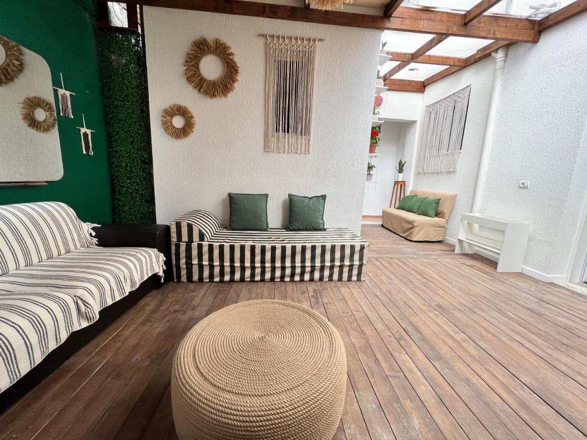 Trip'N'Hostel Chill Zone Tirana Bagian luar foto