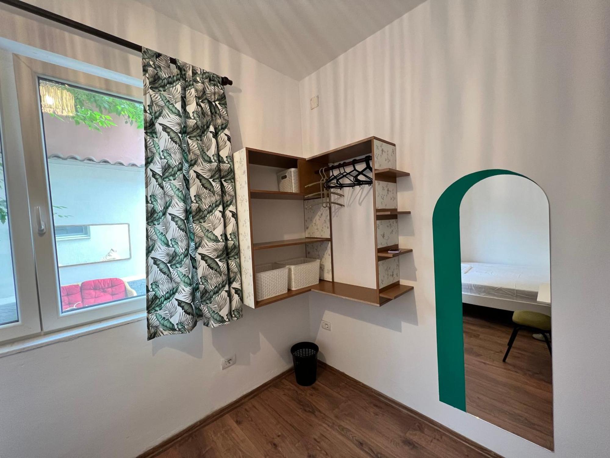 Trip'N'Hostel Chill Zone Tirana Bagian luar foto