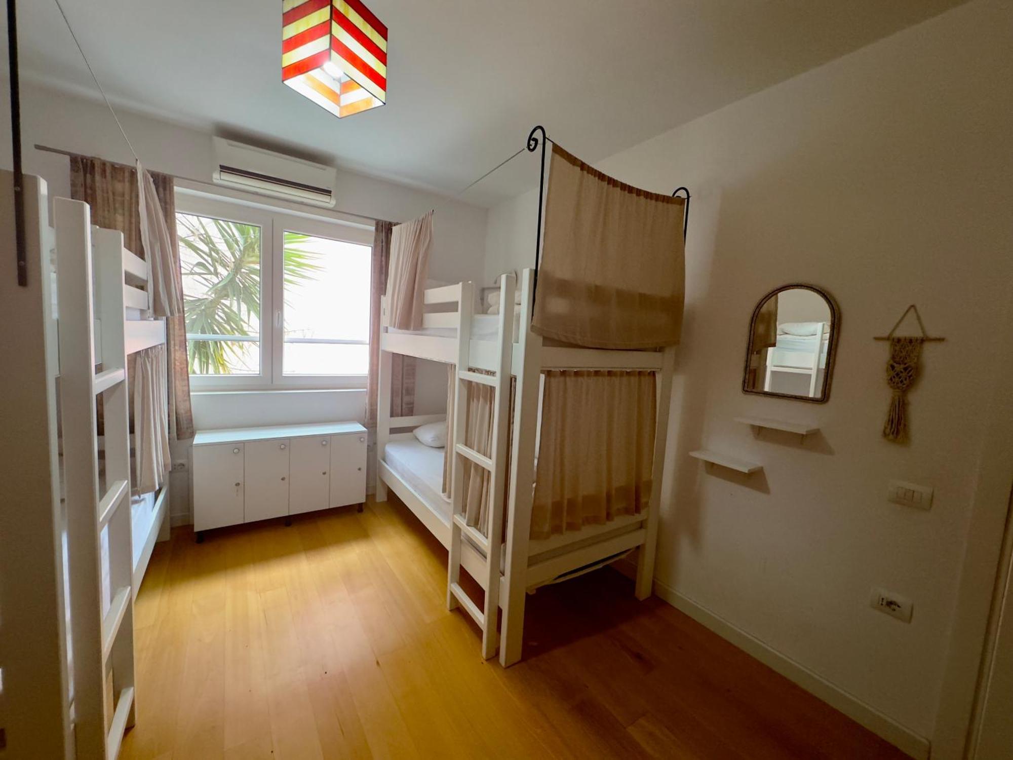 Trip'N'Hostel Chill Zone Tirana Bagian luar foto