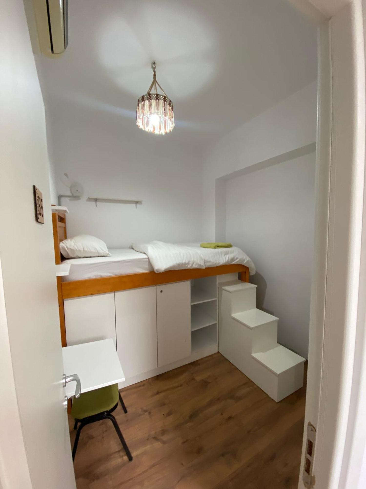 Trip'N'Hostel Chill Zone Tirana Bagian luar foto