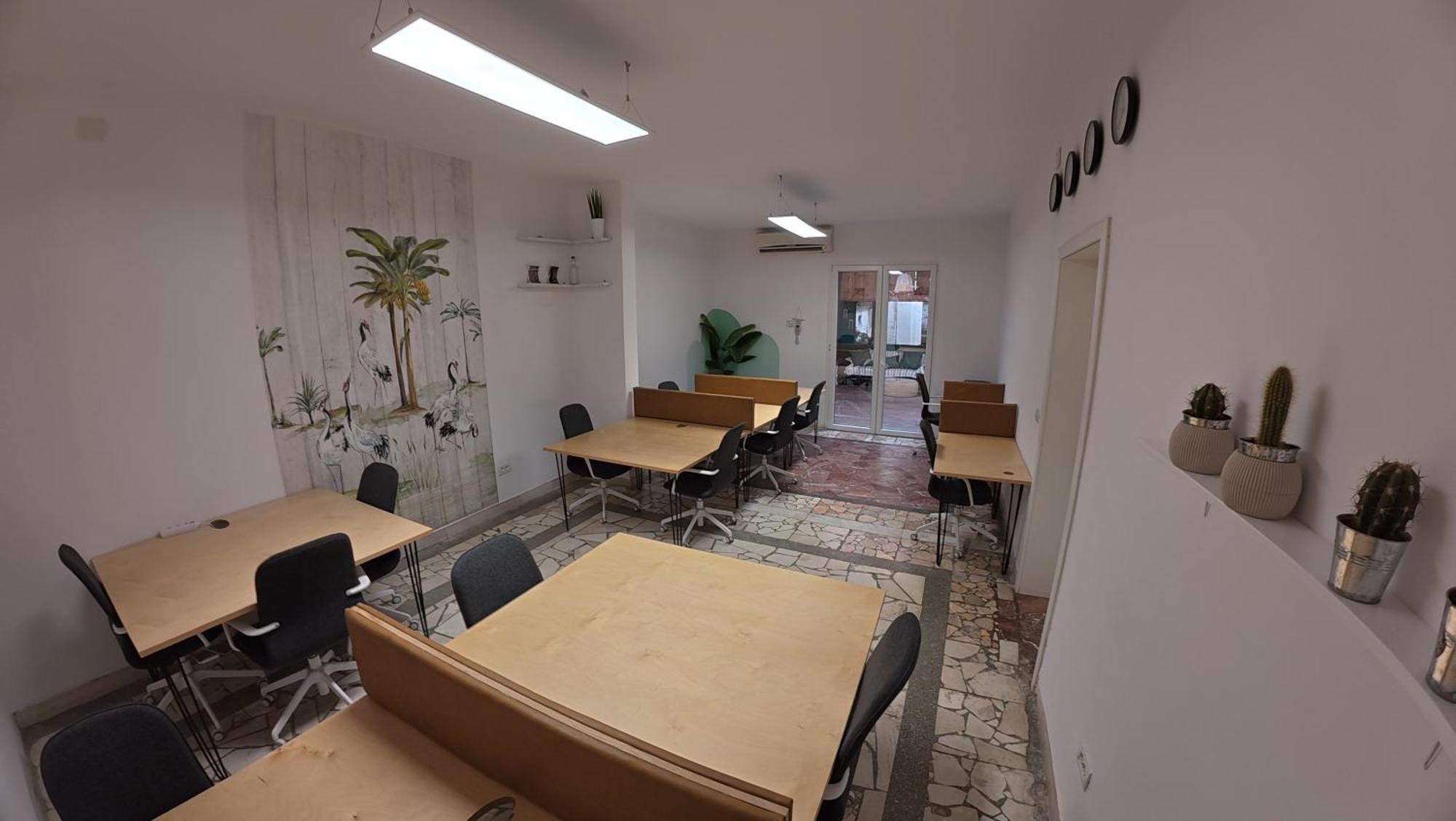 Trip'N'Hostel Chill Zone Tirana Bagian luar foto